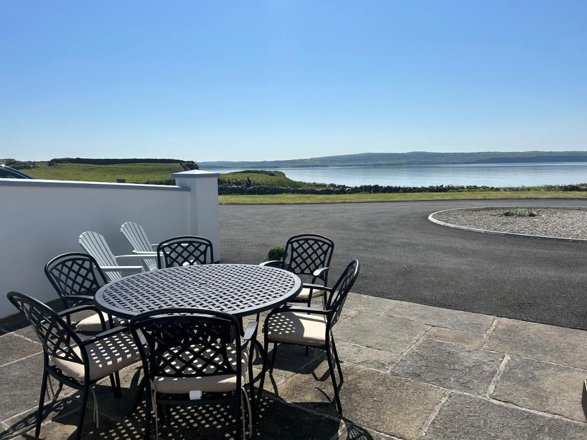 Beside The Sea & Minutes From Cliffs-Clahane Shore Lodge Лисканор Екстериор снимка